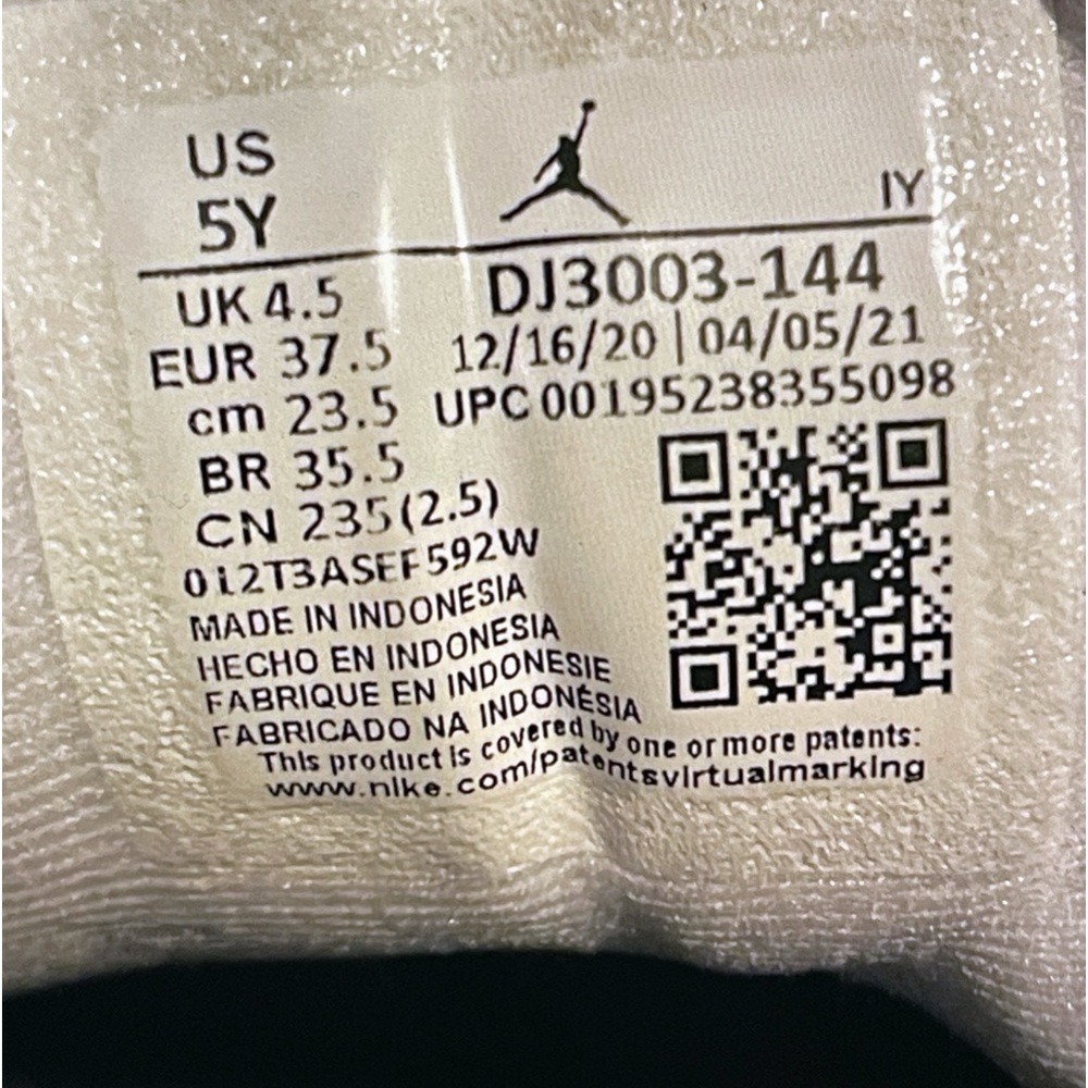 Nike Jordan 13 Retro White Obsidian Powder Blue (GS) Shoes Size 5Y- DJ3003-144 - Picture 4 of 13